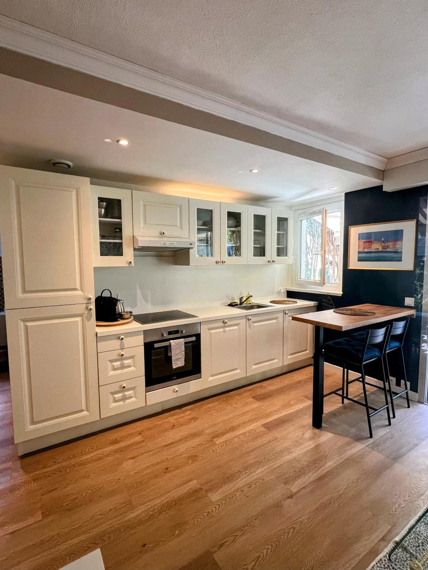 סן טרופז Superbe Appartement Avec Terrasse Jardin Et Parking Prive מראה חיצוני תמונה