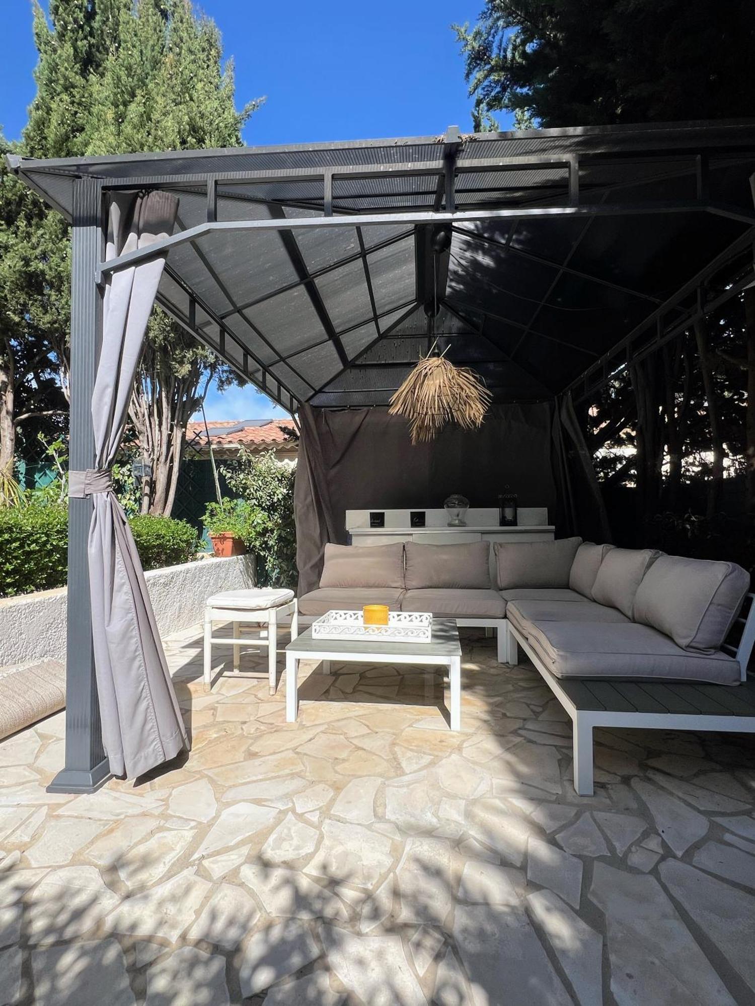סן טרופז Superbe Appartement Avec Terrasse Jardin Et Parking Prive מראה חיצוני תמונה