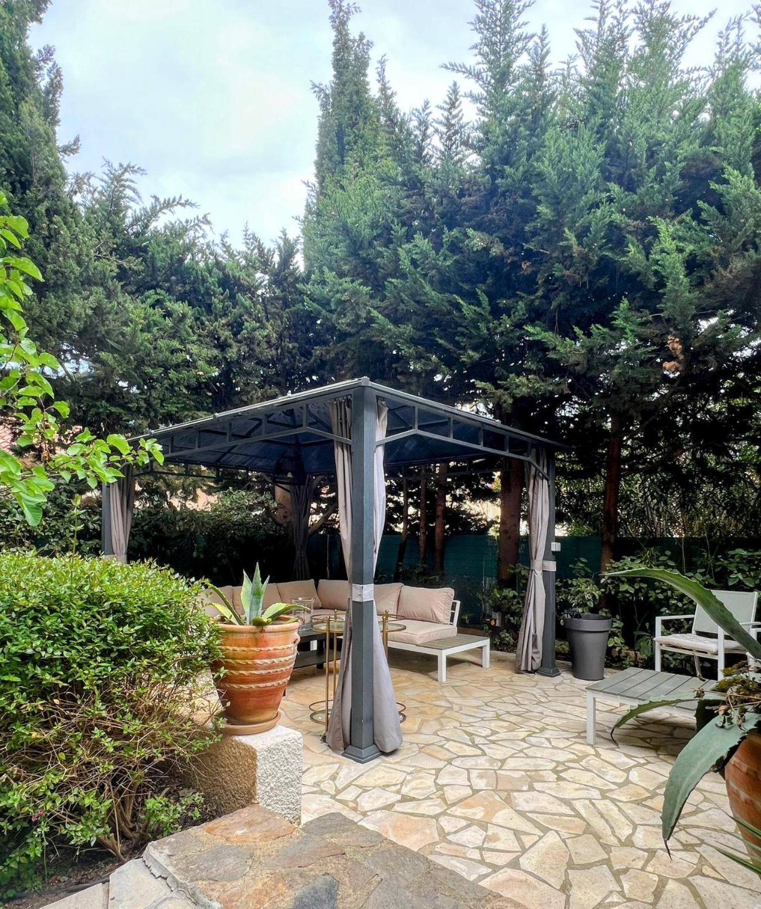 סן טרופז Superbe Appartement Avec Terrasse Jardin Et Parking Prive מראה חיצוני תמונה